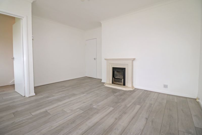 Property photo 2 of 8 Photo 5