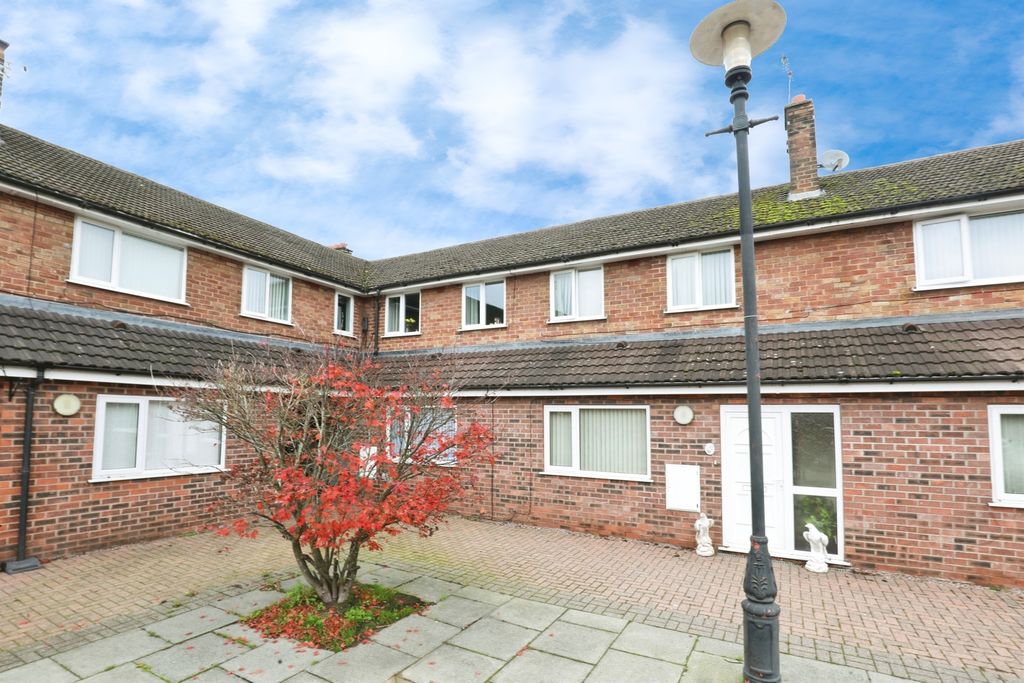 Property photo 2 of 15