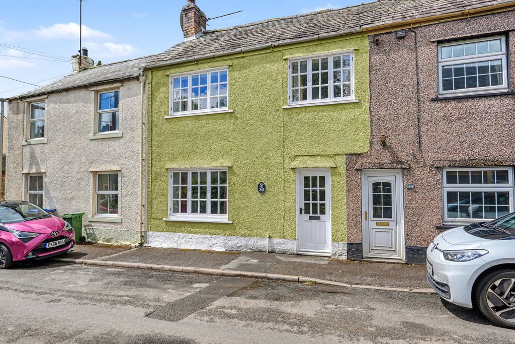 Property photo 1 of 13