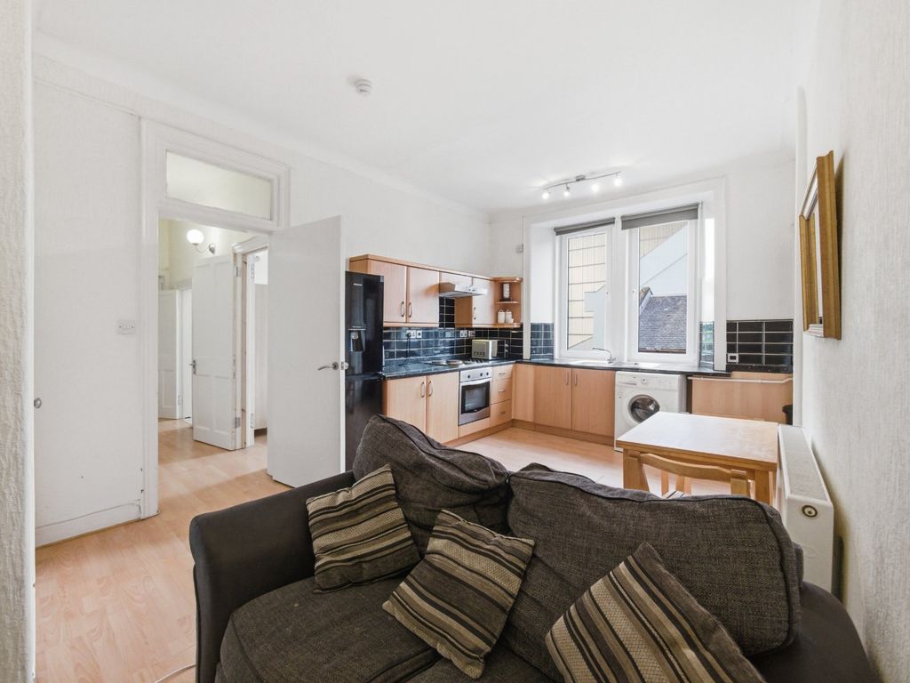 Property photo 3 of 12 Picture 3