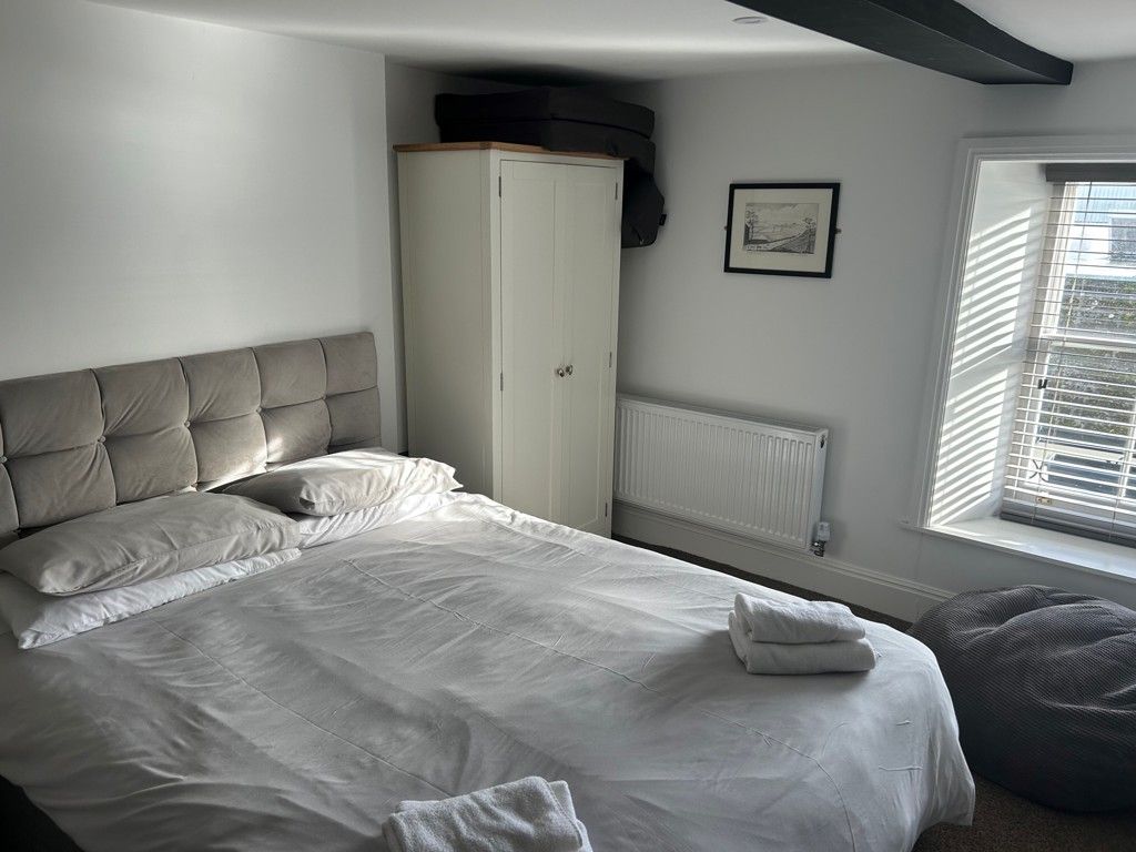 Property photo 2 of 8 Photo 1