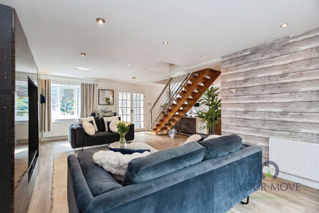 Property photo 1 of 22 Pbox-Img.Jpg