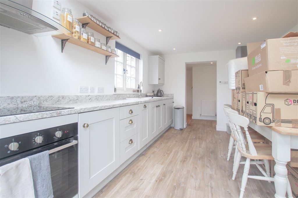 Property photo 3 of 12 Img_4594.Jpg