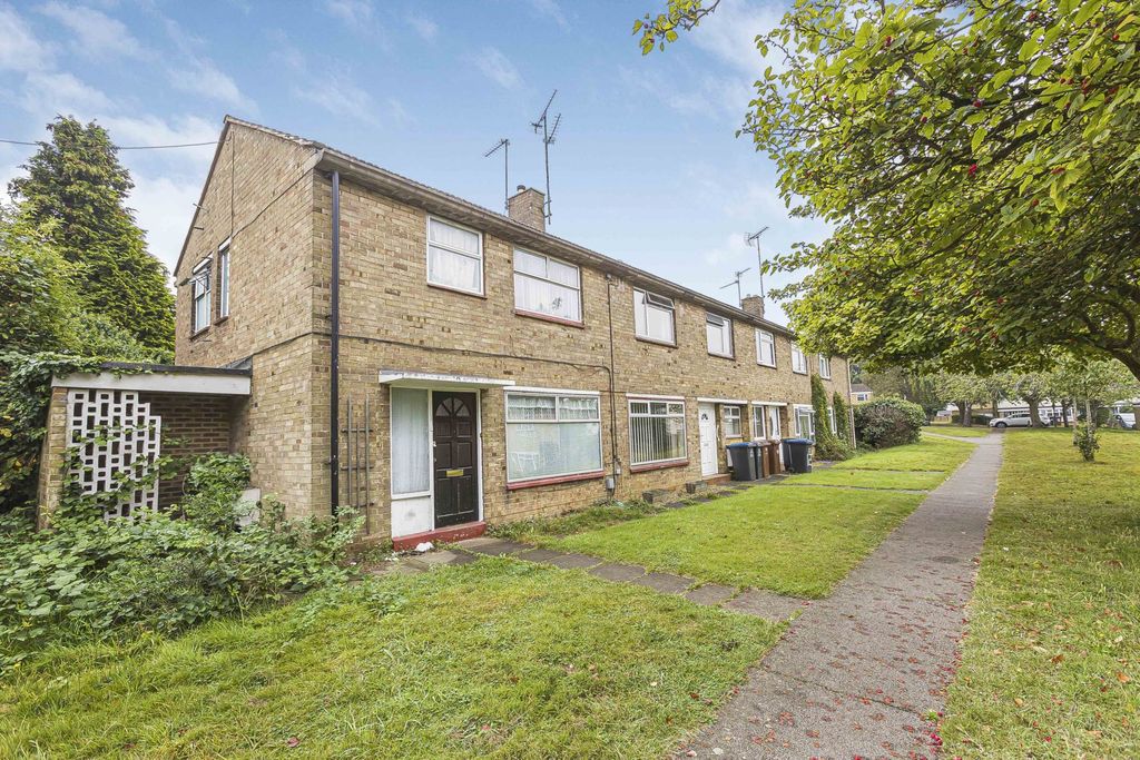 Property photo 2 of 11