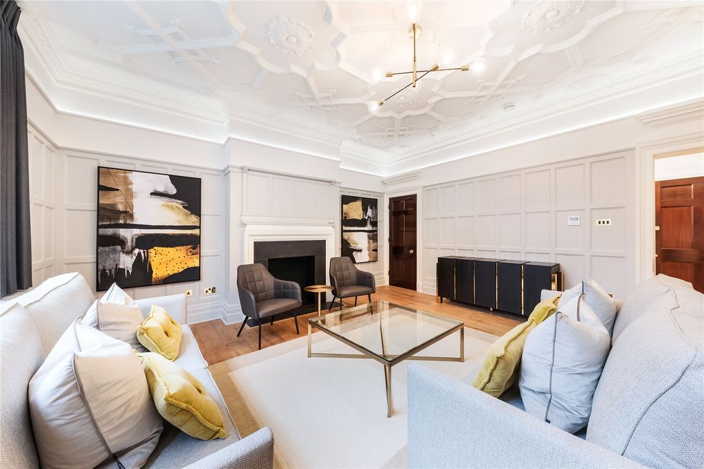 Property photo 2 of 15 Picture No. 12