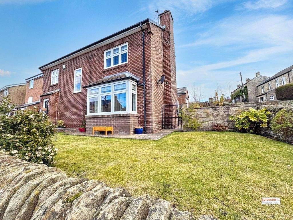 Property photo 1 of 37 Picture No. 28