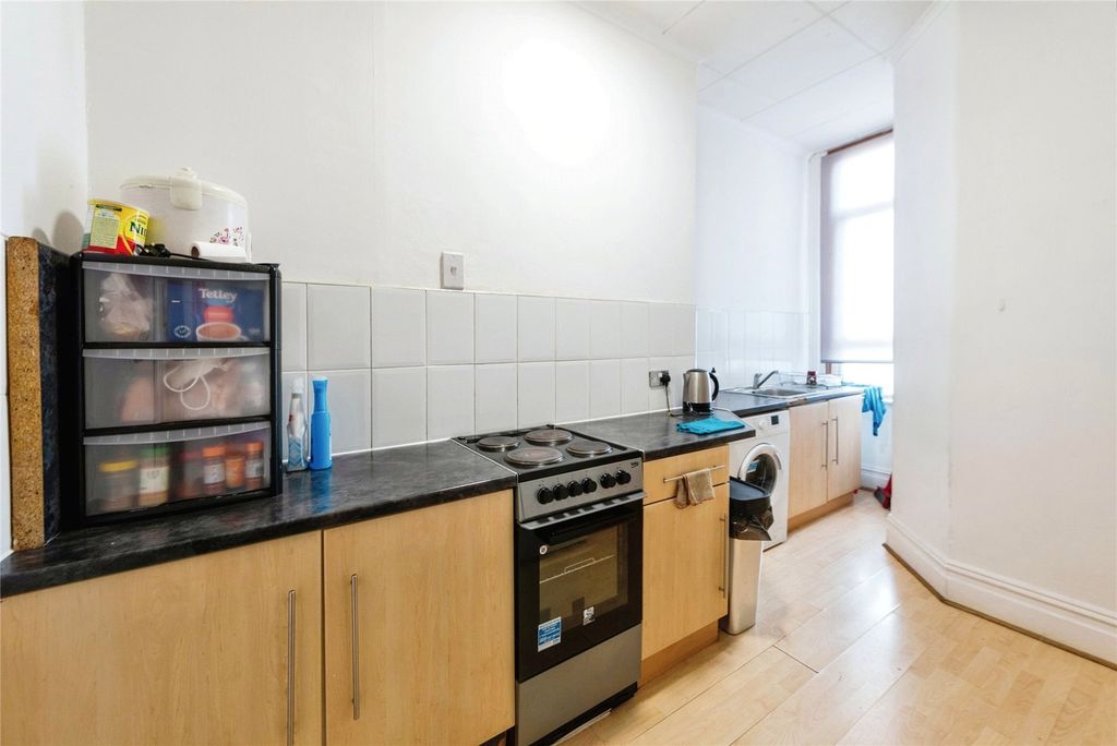 Property photo 2 of 13 Picture No. 05