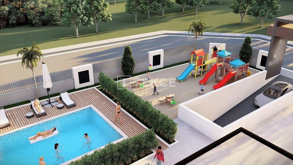 Property photo 3 of 18