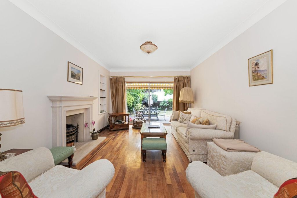 Property photo 3 of 10 2.Jpg