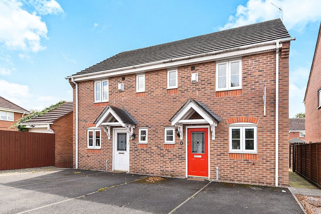 Property photo 1 of 8 Main Page