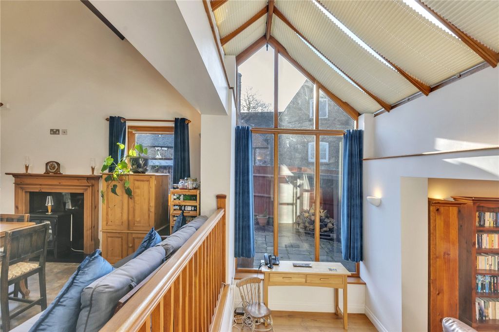 Property photo 3 of 30 Picture No. 07