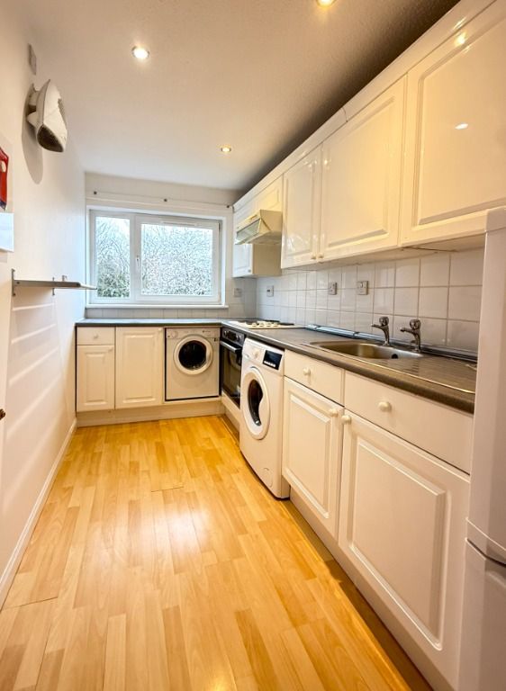 Property photo 3 of 9 Photo 3