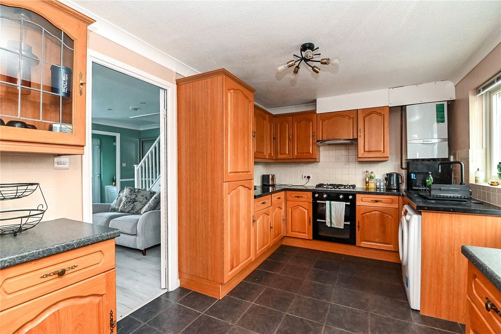 Property photo 3 of 16 Picture No. 04