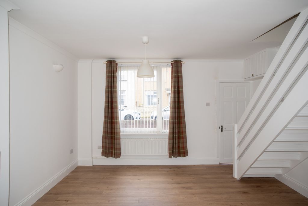 Property photo 3 of 19 Photo 3