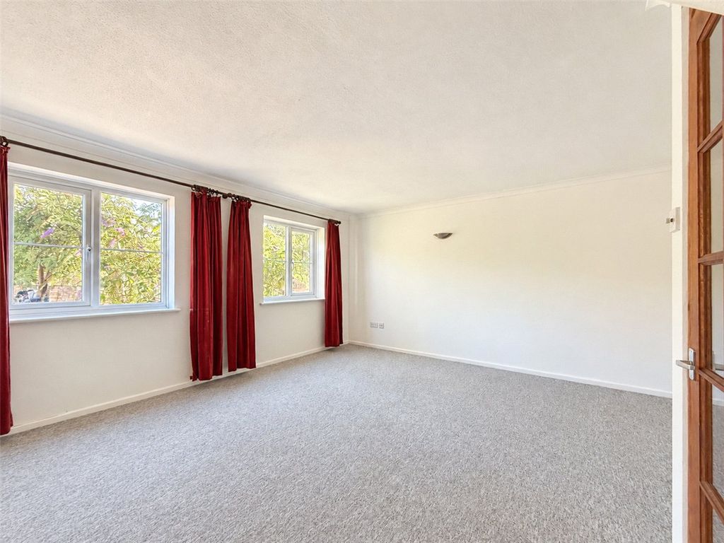 Property photo 3 of 11 Picture No. 06