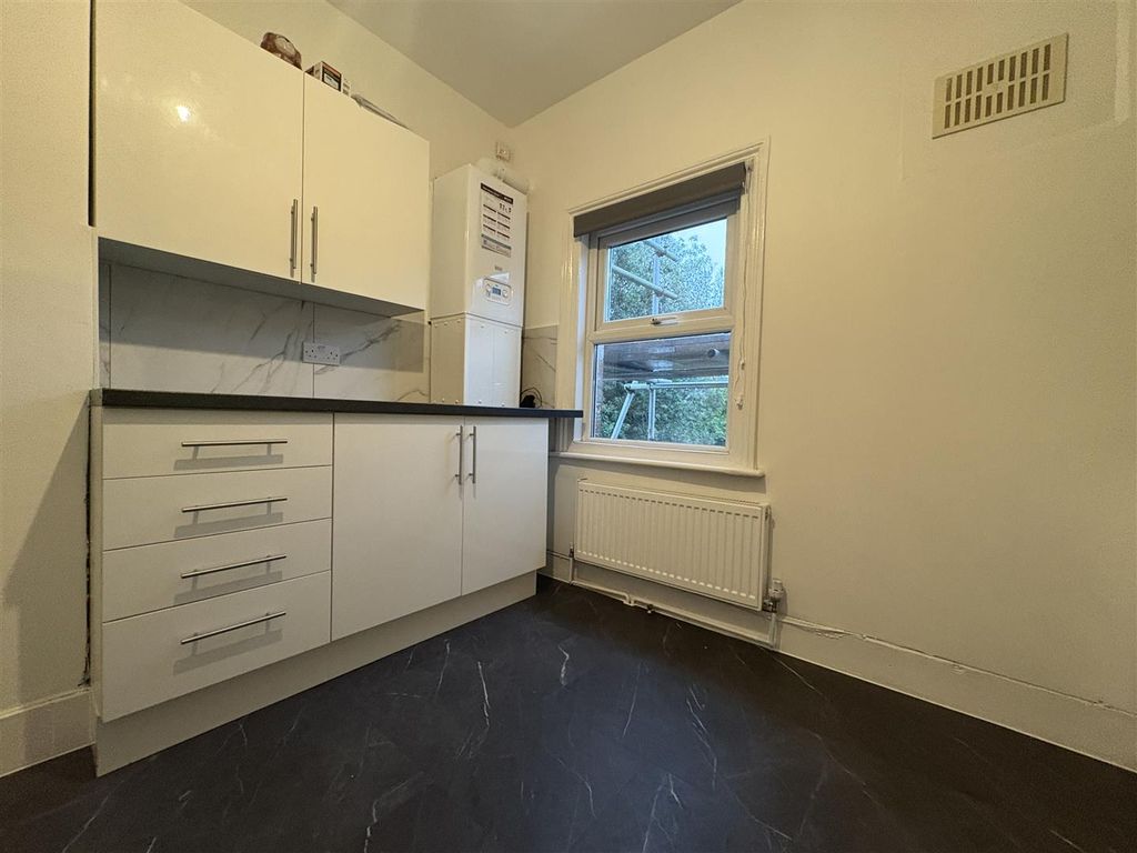 Property photo 3 of 10 Image00002.Jpeg