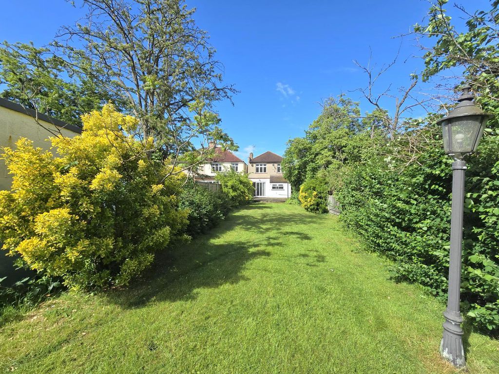 Property photo 2 of 26 Photo 20