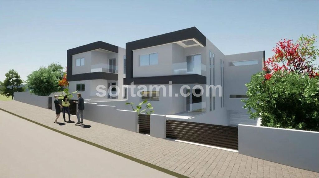 Property photo 3 of 5