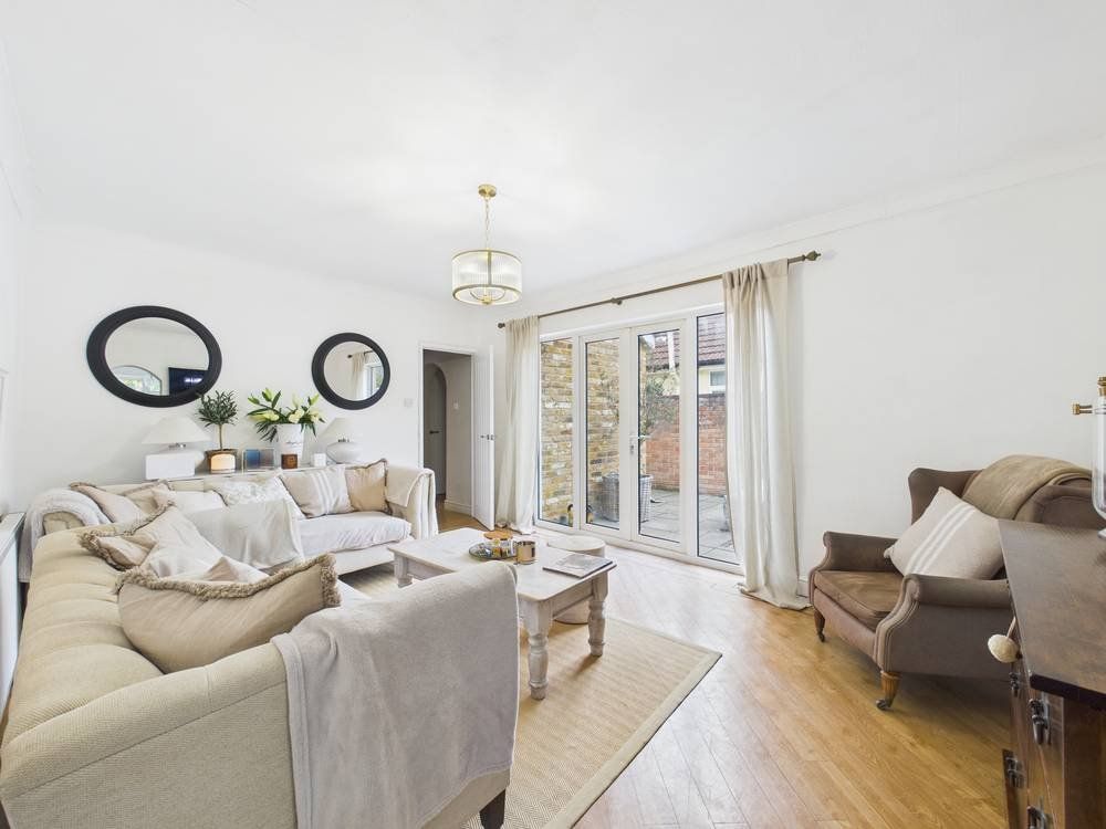 Property photo 3 of 18 Picture No. 47