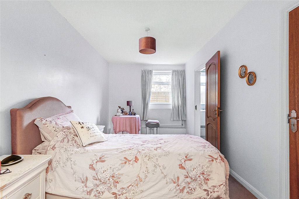 Additional image 16 of 5 bed detached house for saleEast Lodge Lane, Enfield EN2