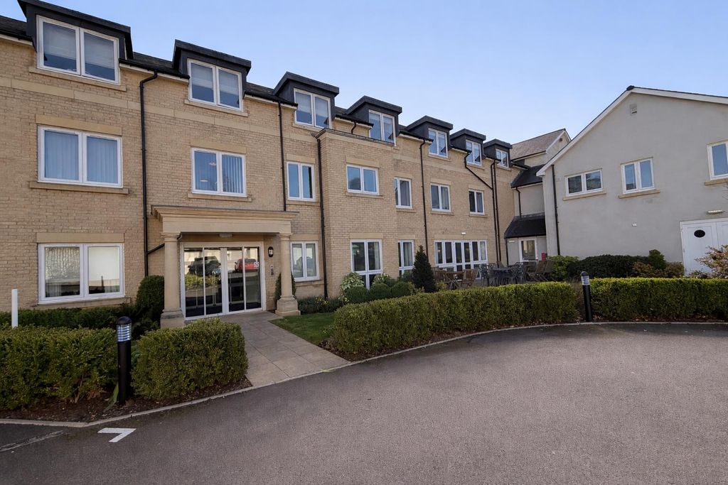 Property photo 1 of 10 Chatgpt Image Mar 18, 2026, 04_05_19 Pm.Png