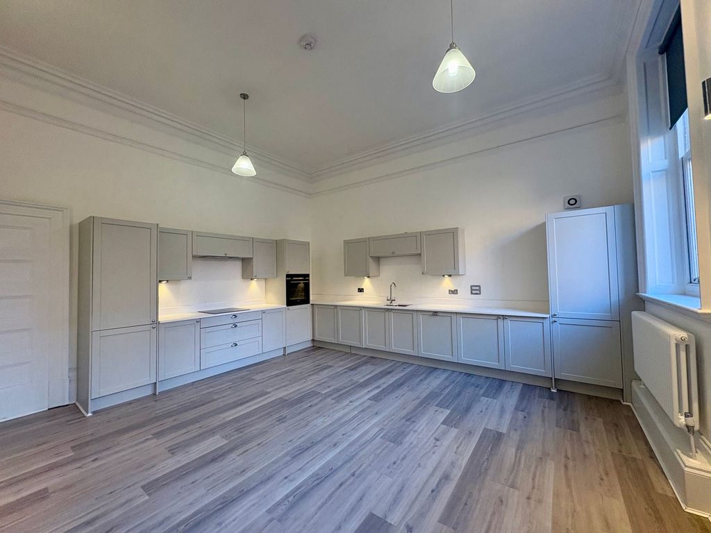 Property photo 3 of 9 Image