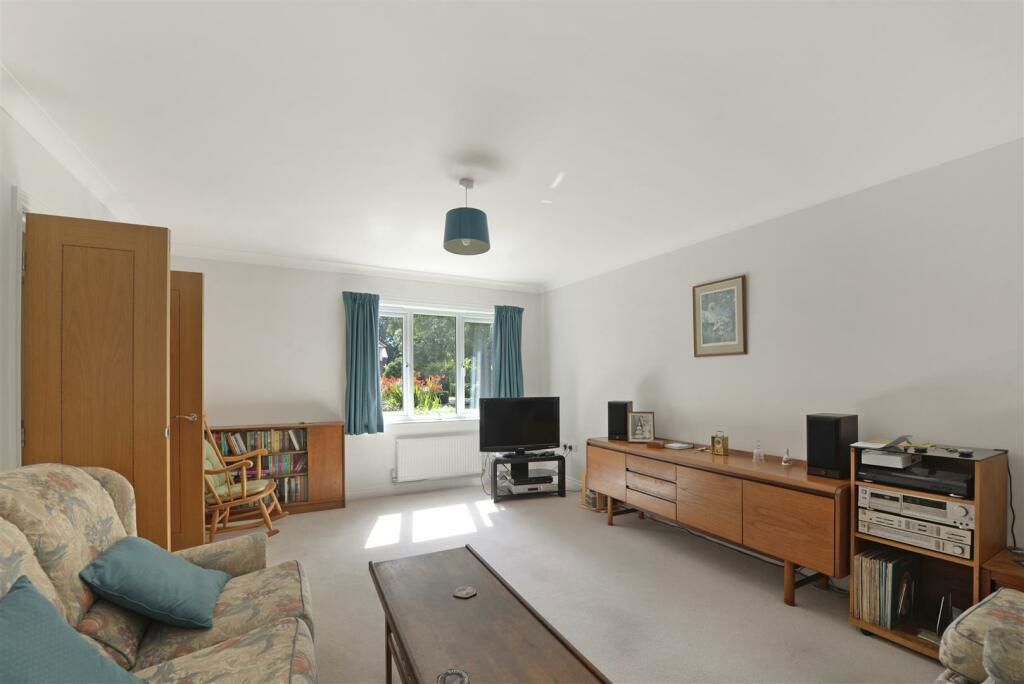 Property photo 3 of 20