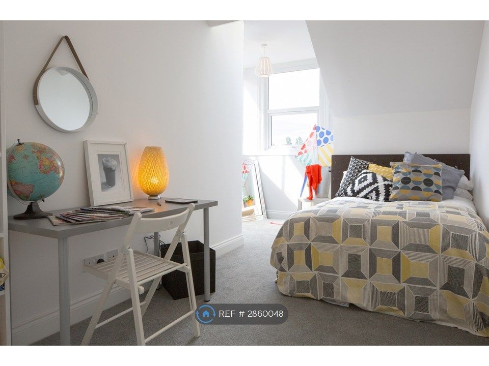 Property photo 3 of 3