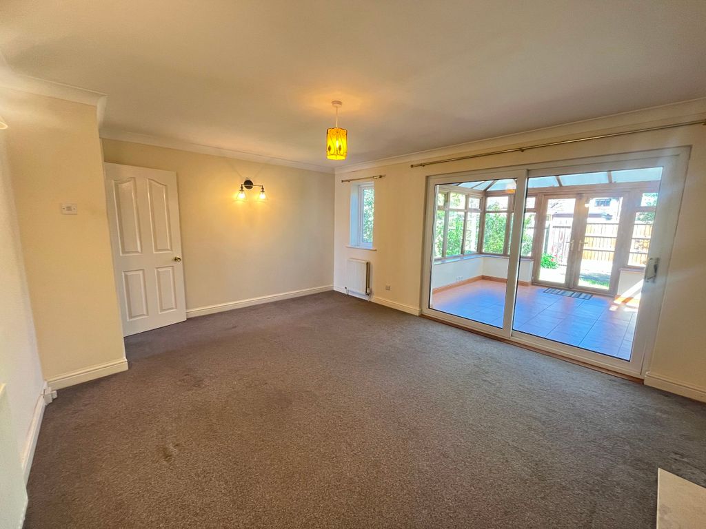 Property photo 3 of 26
