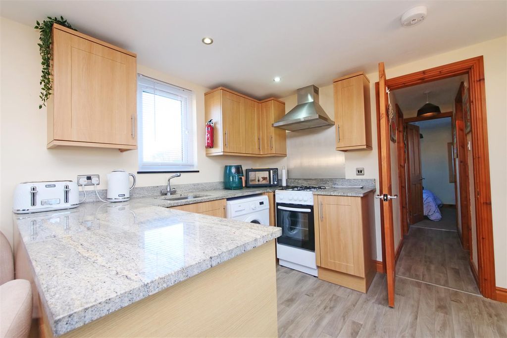 Property photo 3 of 11 Pnmb0159.Jpg