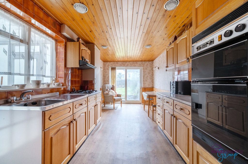 Property photo 3 of 11 Picture No. 04