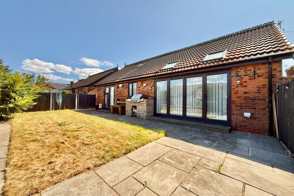 Property photo 3 of 7 4252409