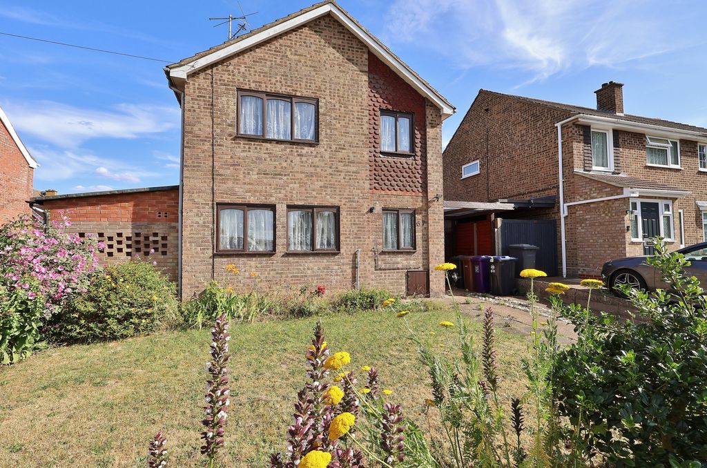 Property photo 1 of 35