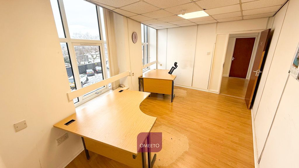 Property photo 1 of 6 Office To Rent