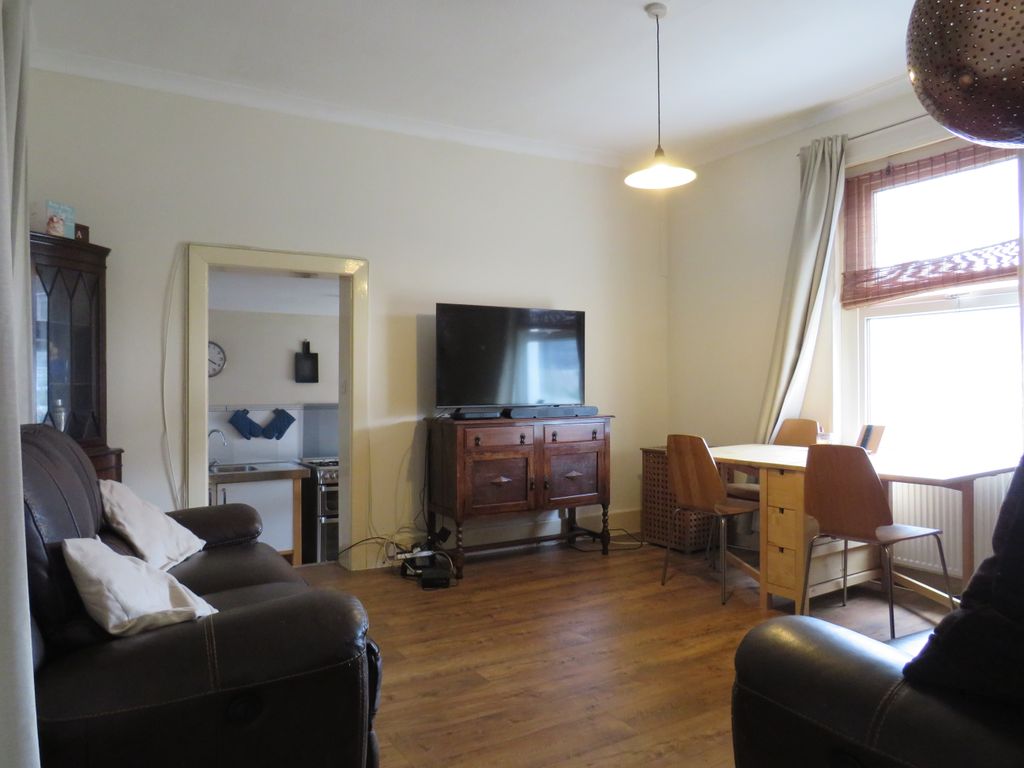 3 bed maisonette to rentDevizes Road, Salisbury SP2 photo 5