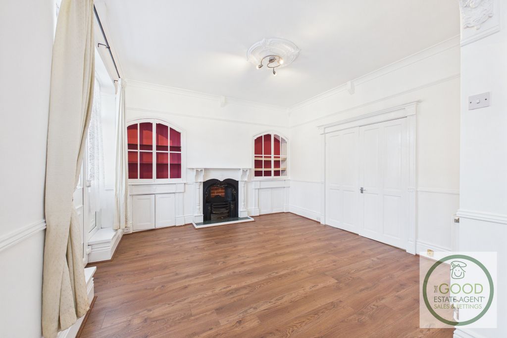 Property photo 2 of 15