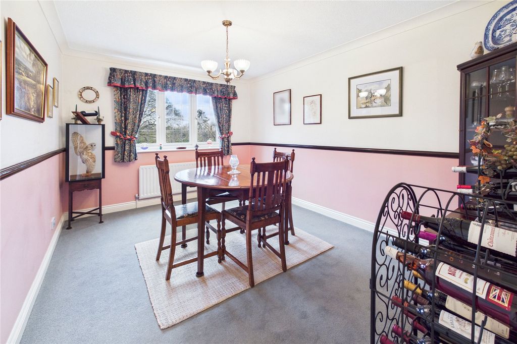 Property photo 3 of 24 Dining Room