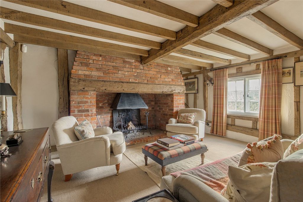 Property photo 2 of 15 Sitting Room