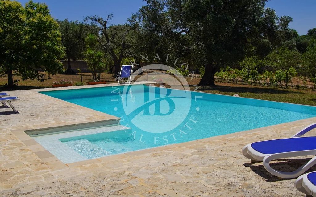 Property photo 2 of 24