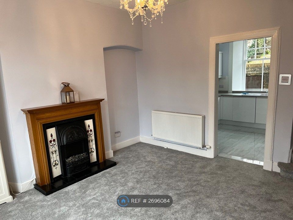 Property photo 3 of 11 Living Room 2