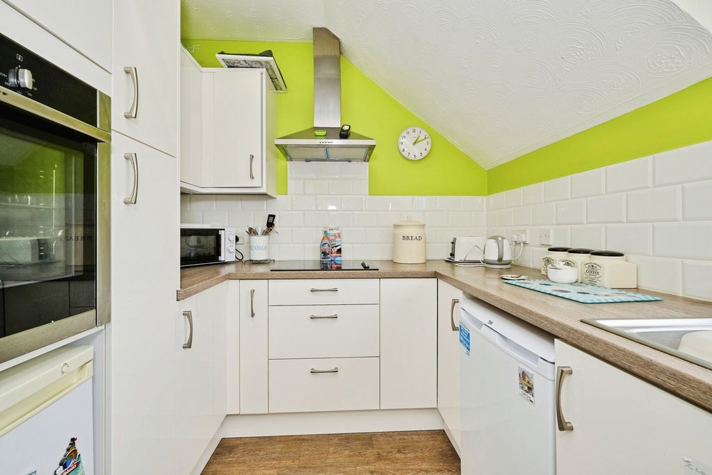 Property photo 3 of 16 Pbox-Img.Jpg