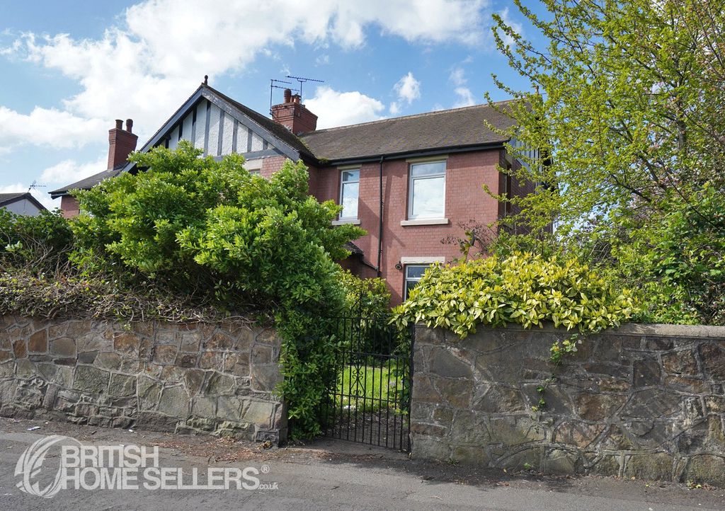 Property photo 2 of 37 Picture No. 26