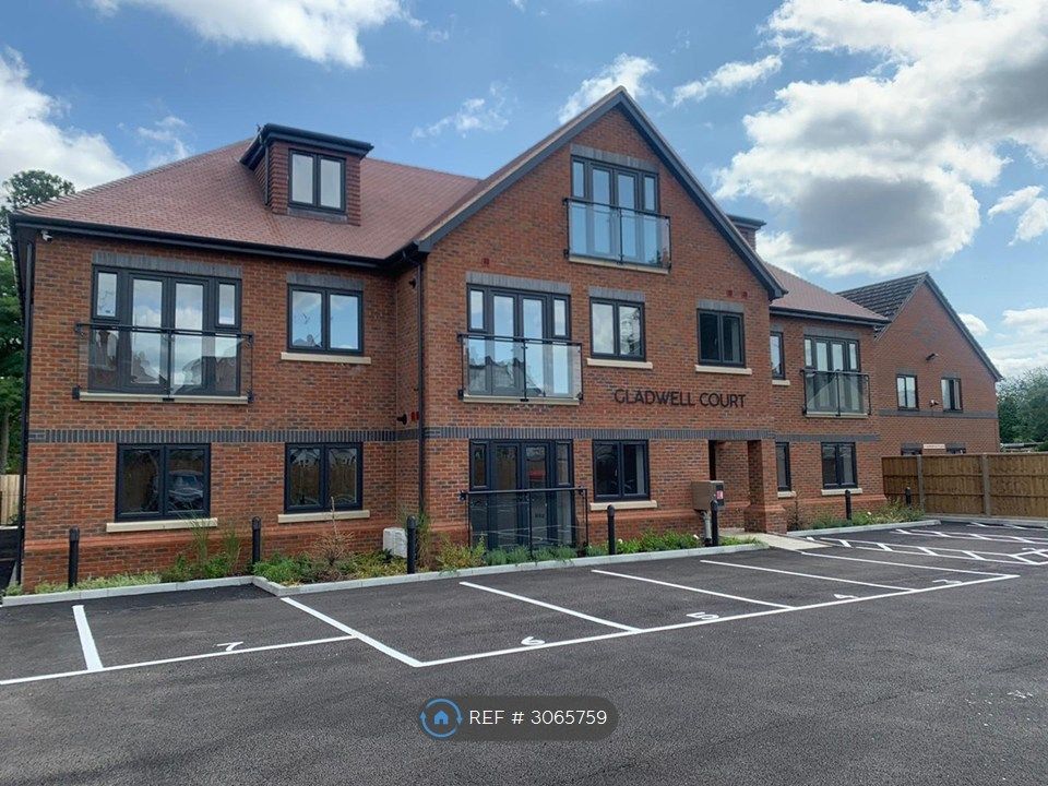 Property photo 1 of 14 Gladwell Court