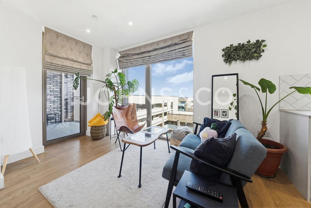 Property photo 3 of 9