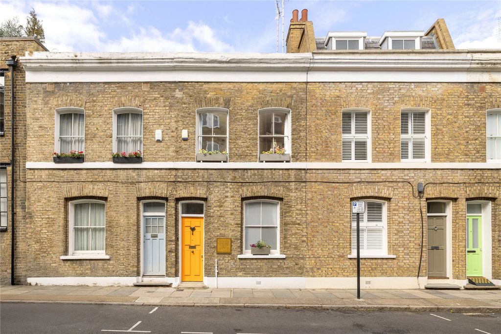 Property photo 1 of 20 Wellington Row, E2