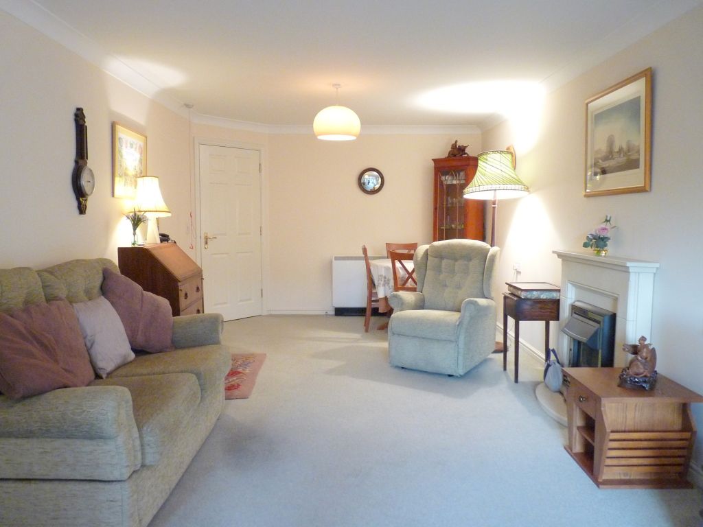 Property photo 2 of 9