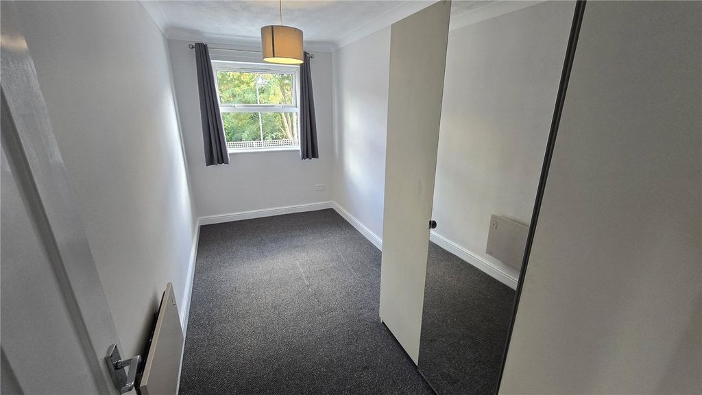 Property photo 2 of 6 Picture No. 01