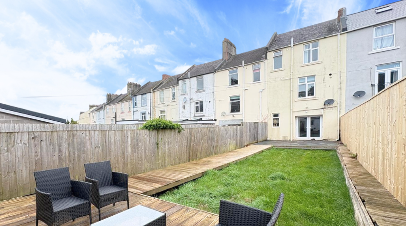 Property photo 2 of 14