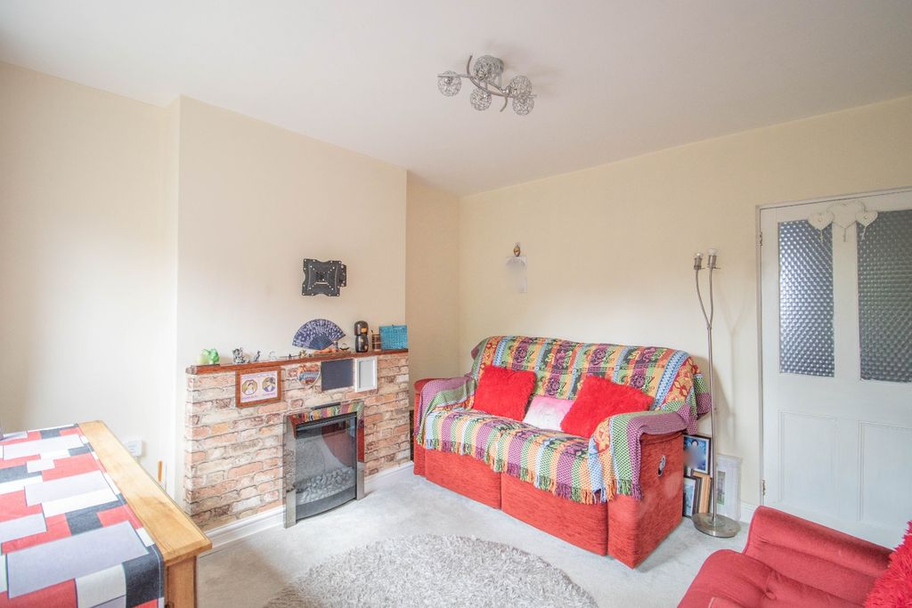 Property photo 3 of 13 5344854