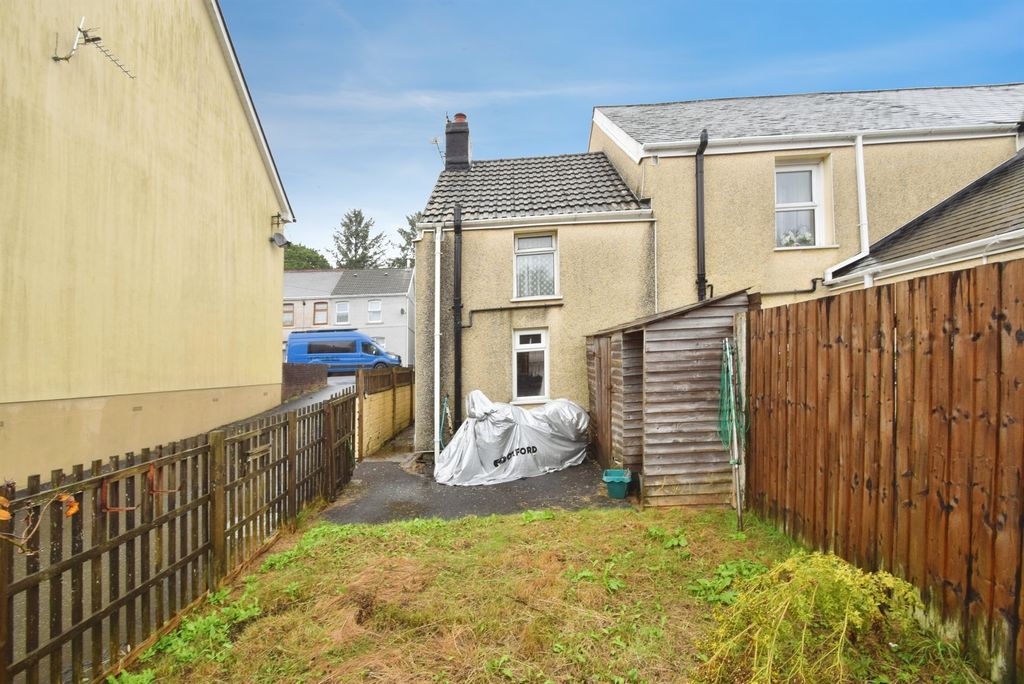 Property photo 2 of 15